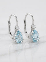 Boccole con chiusura a monachella, acquamarina taglio goccia ct.2,2 e diamanti bianchi ct. 0,05 G-VS au gr 3,2