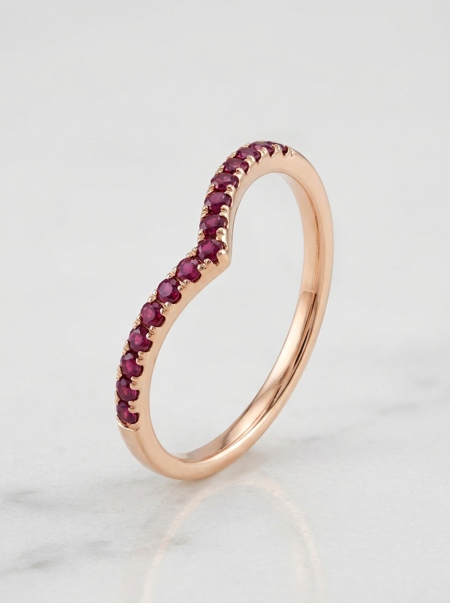Anello a v rosa rubini ct.0,18 gr. 1,2