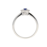 Anello contorno classico con zaffiro e diamanti