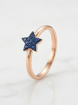 ANELLO STELLA PICCOLA ORO ROSA Oro g 1.70 - Zaffiri ct 0.10