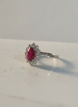 Anello contorno rubino ct.1,32 diamanti ct 0,57 F-VS gr.4,6 mis 13 326-AN-1000-6-8