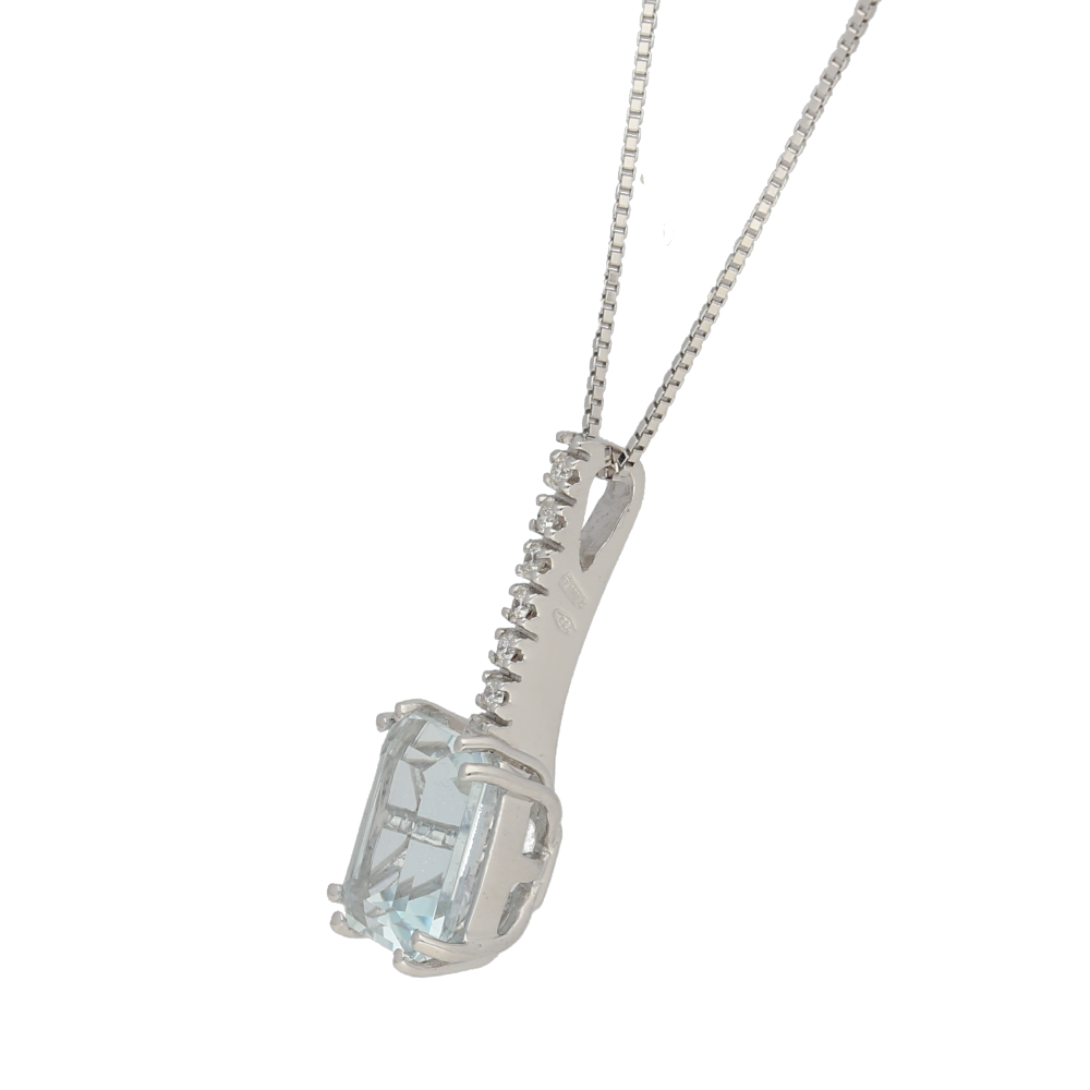 RIZILIA Pendente con 18 Catena & Taglio Ovale CZ [Simulata Ametista Viola] in Placcato in Oro Bianco, Semplice Ed Elegante Moderno